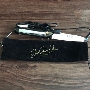 Jessie James Decker Curling Iron